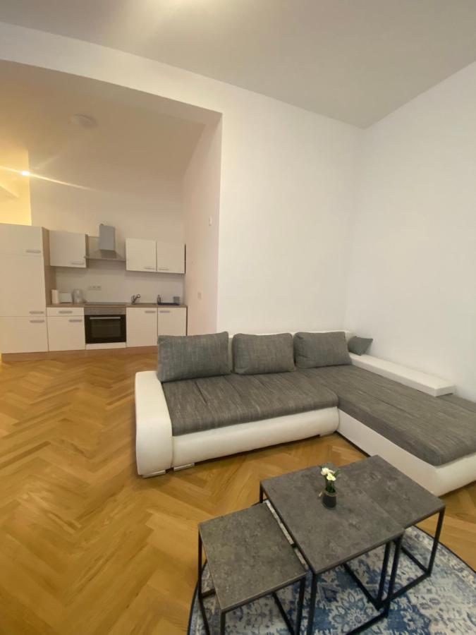 Home Sweet Home Vienna - Penthouse Экстерьер фото